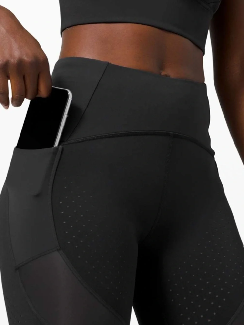 Lululemon Women’s Uncovered Strength High-Rise Crop Tights 23